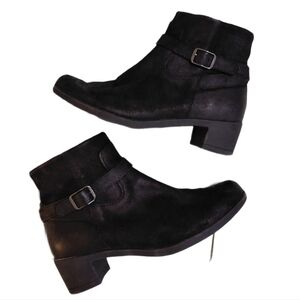 Dansko Cagney Black Ankle Boots Burnished Leather Booties Size 7 EU 37